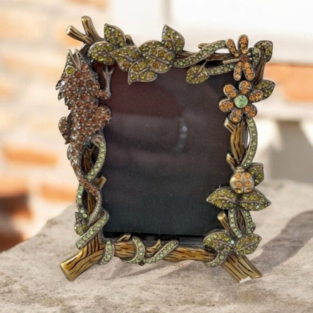 Two's Company Nature Reptile Dragonfly Lady Bug Flower Jewel Picture Photo Frame